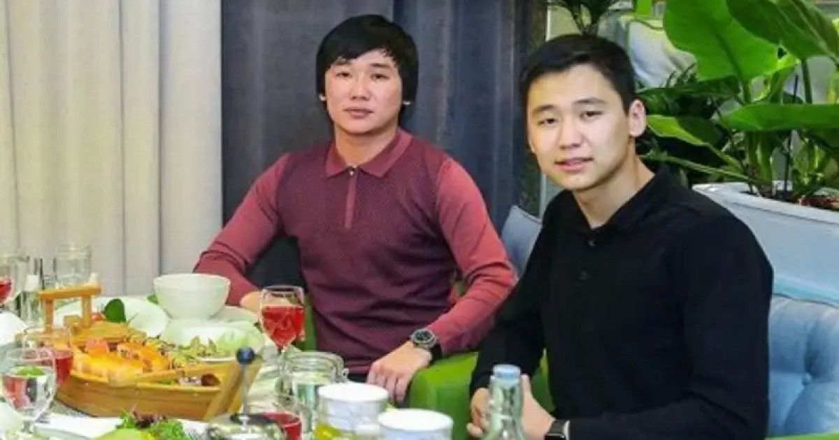 «Отбасымның бақытты, тату болғанын қалаймын, бірақ...»: Қайрат Нұртастың інісі оқырманға жауап берді