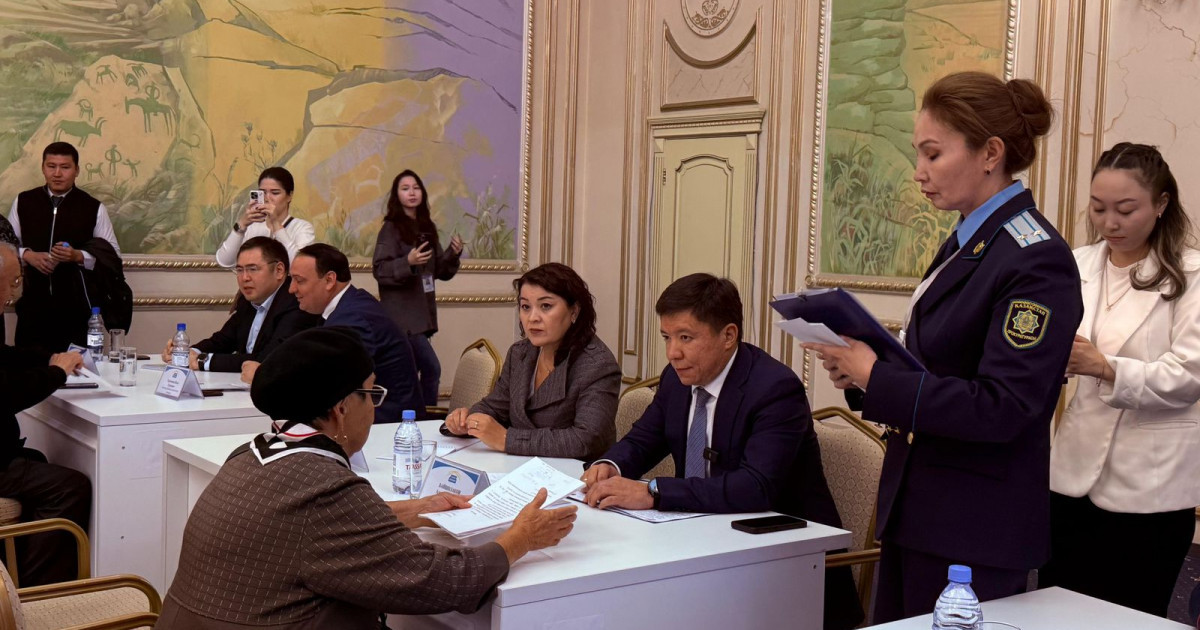 Павлодарлықтар «Халық заңгері» акциясы аясында білікті мамандардан тегін кеңес алды