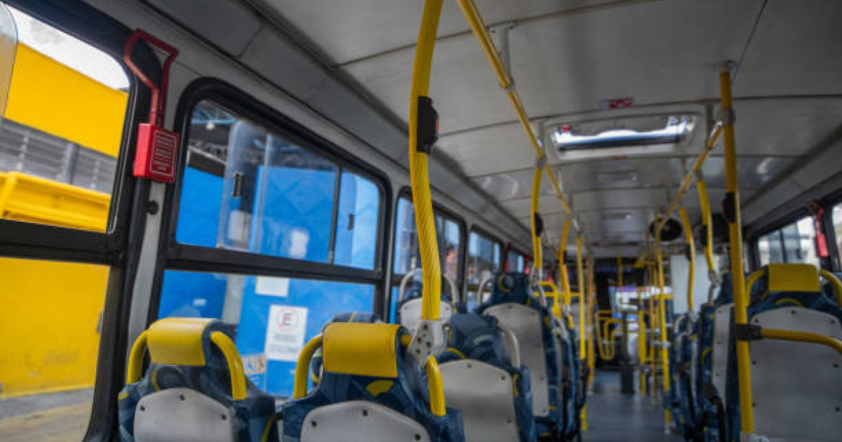 Петропавлда удай мас ер адам оқушы қызға қол көтерді