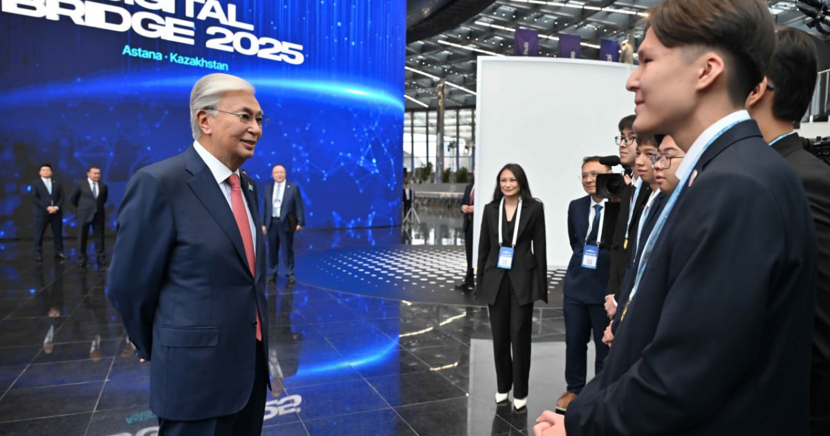 Президент IOAI халықаралық олимпиадасының жеңімпаздарымен кездесті