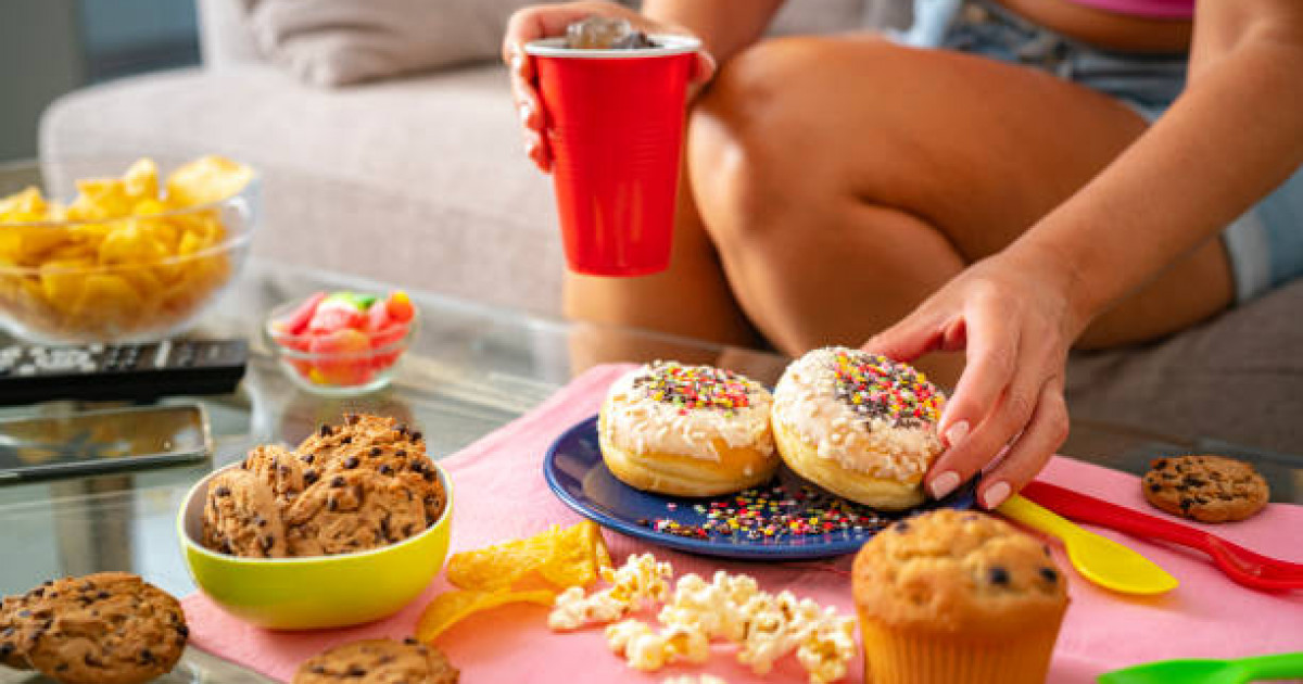 Тәттіге тәуелділіктің 7 себебі және оны азайтудың жолдары