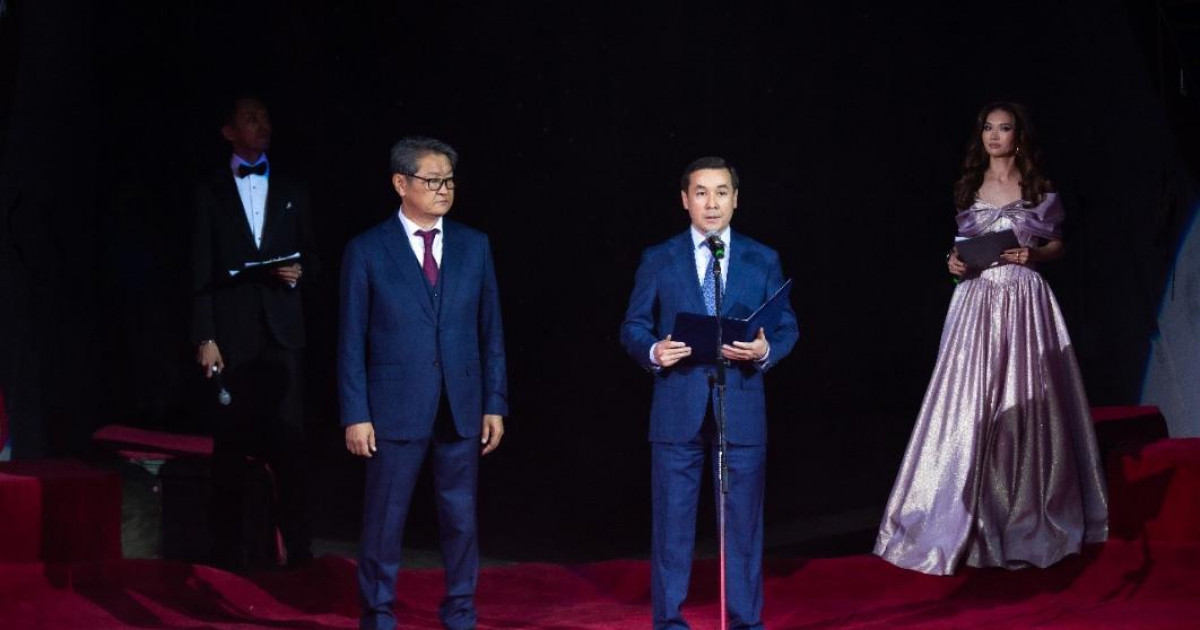 Жүсіпбек Елебеков атындағы Республикалық эстрада-цирк колледжі 60 жылдық мерейтойын тойлады