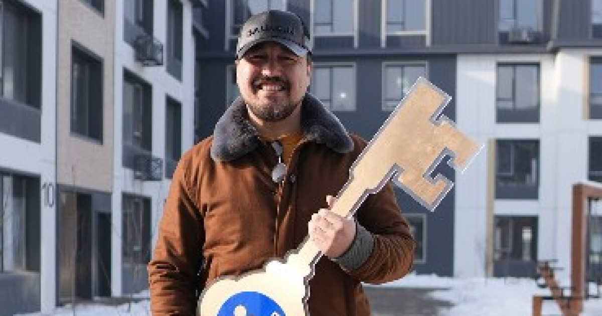 «7 жыл бұрын ажырастық, оны неге бағуым керек?»: актер Олжас Абай бұрынғы әйелі туралы айтты