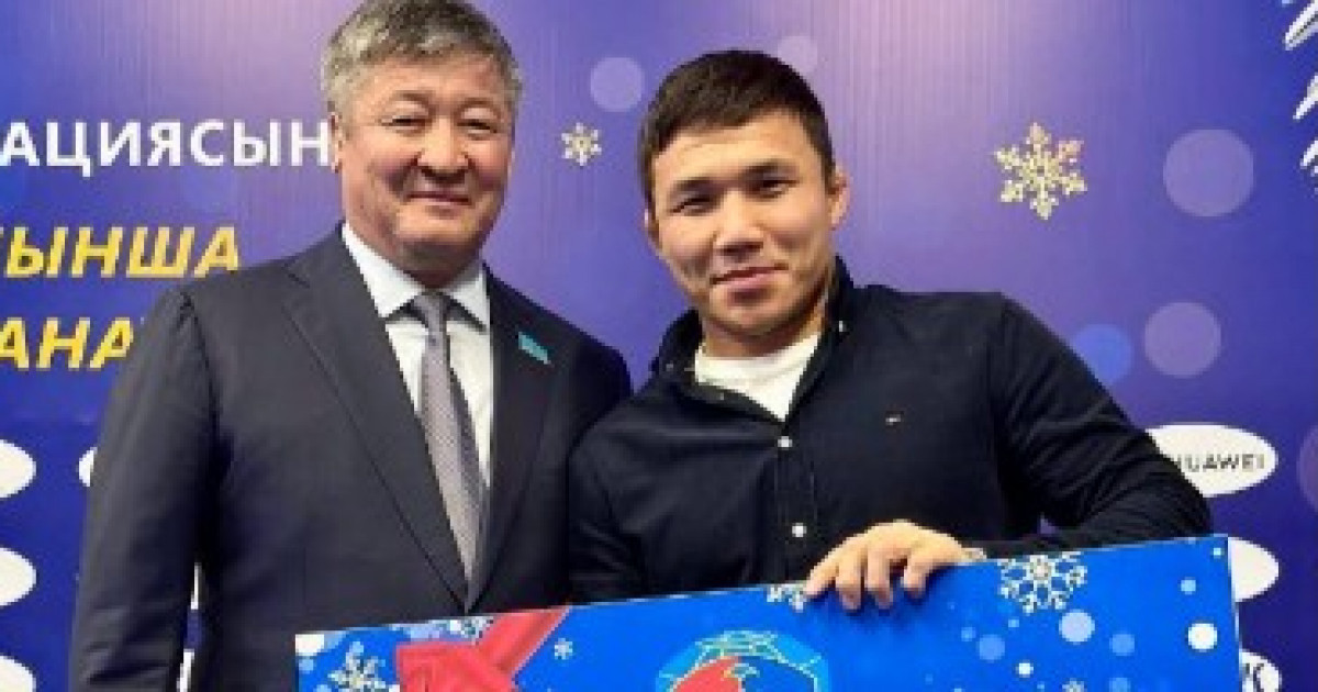 «Қазақтың батырлары неге тентіреп жүр?..»: әлем чемпионына бір жыл бұрын уәде етілген пәтер әлі берілмеген (видео)