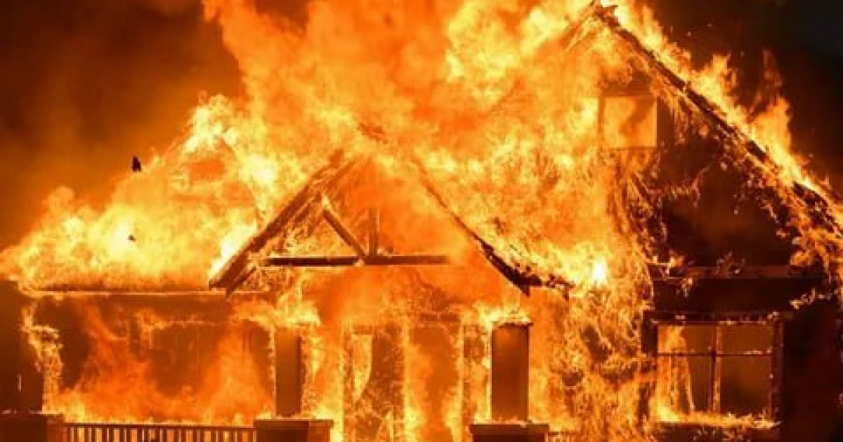 Түркістан облысындағы 12 адамның қазасы: желіде қара жамылған отбасының видеосы тарады