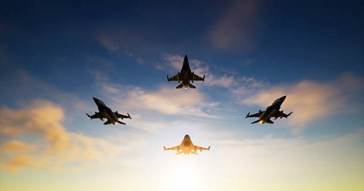 АҚШ әскері Сирияда ИМ террористік ұйымының 70-тен нысанын бомбалады - Reuters