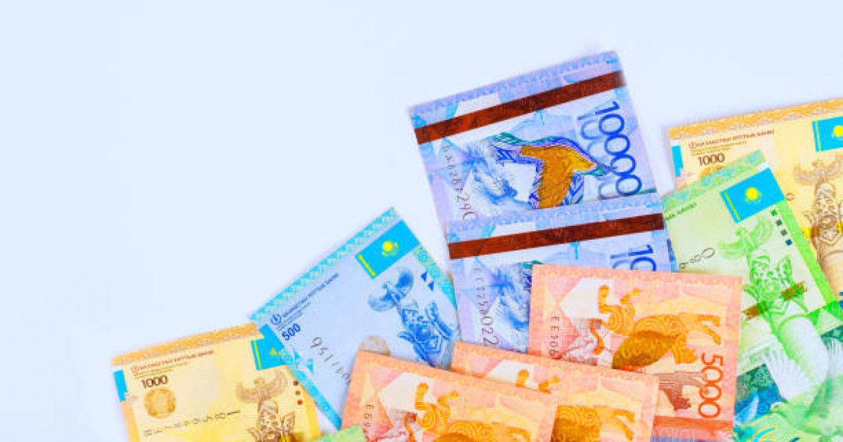 Ақша ұстай алмайтындар қаржыны қалай жинайды?