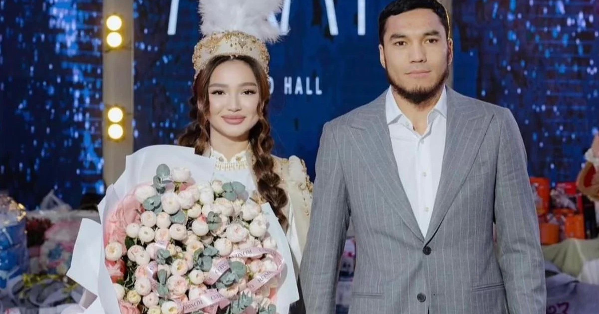 Боксшы Дулат Бекбауов шаңырақ көтерді