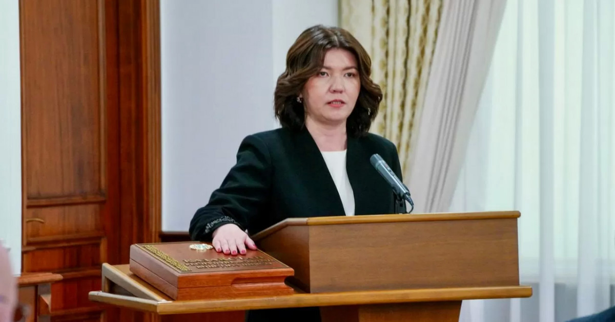 «Директорлар өзі жақсы көретін мұғалімге сағат бөліп береді»: министр саладағы әділетсіздікпен күреспек