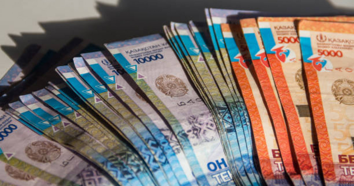 Қазақстанда 21 жасқа дейінгі 19 000 адам микронесие алып, төлей алмай жүр