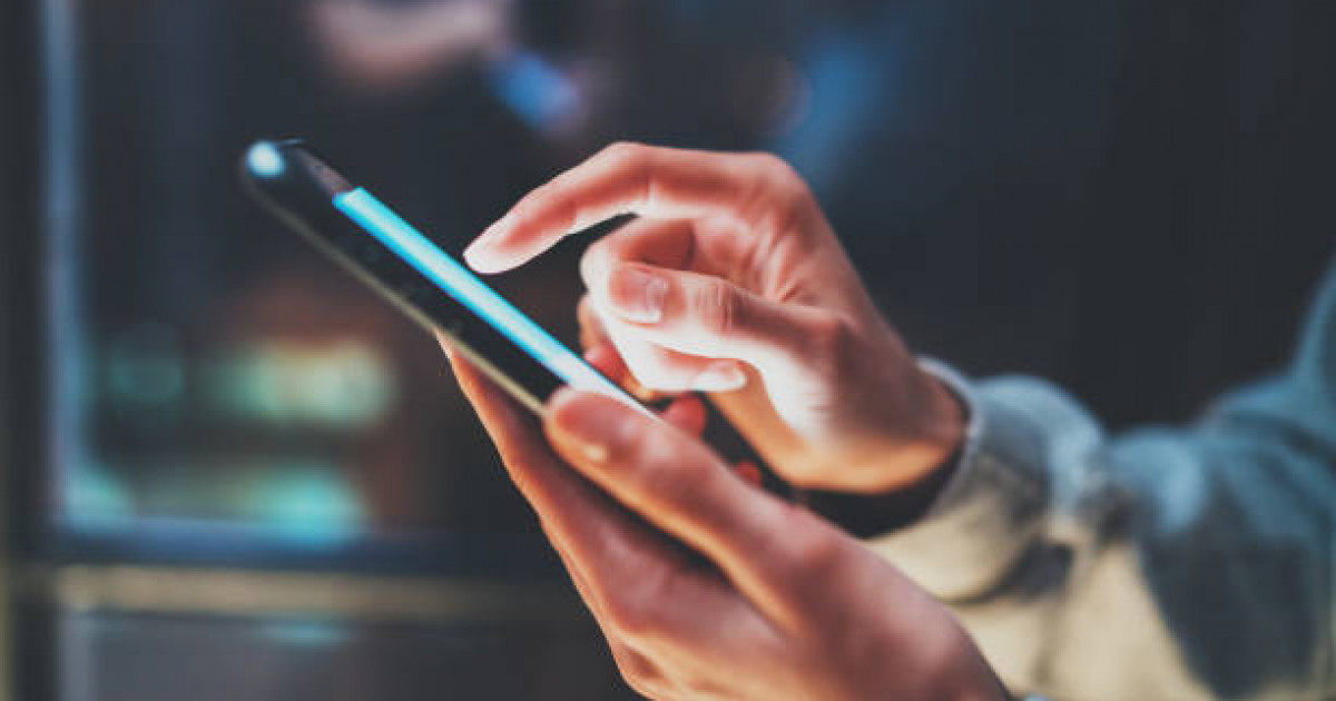 Apple 2026 жылы iPhone 18 шығармайды