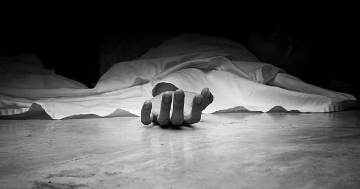 «Плитасы қосулы қалған»: көпқабатты  үйдегі пәтерден ер адамның мәйіті табылды