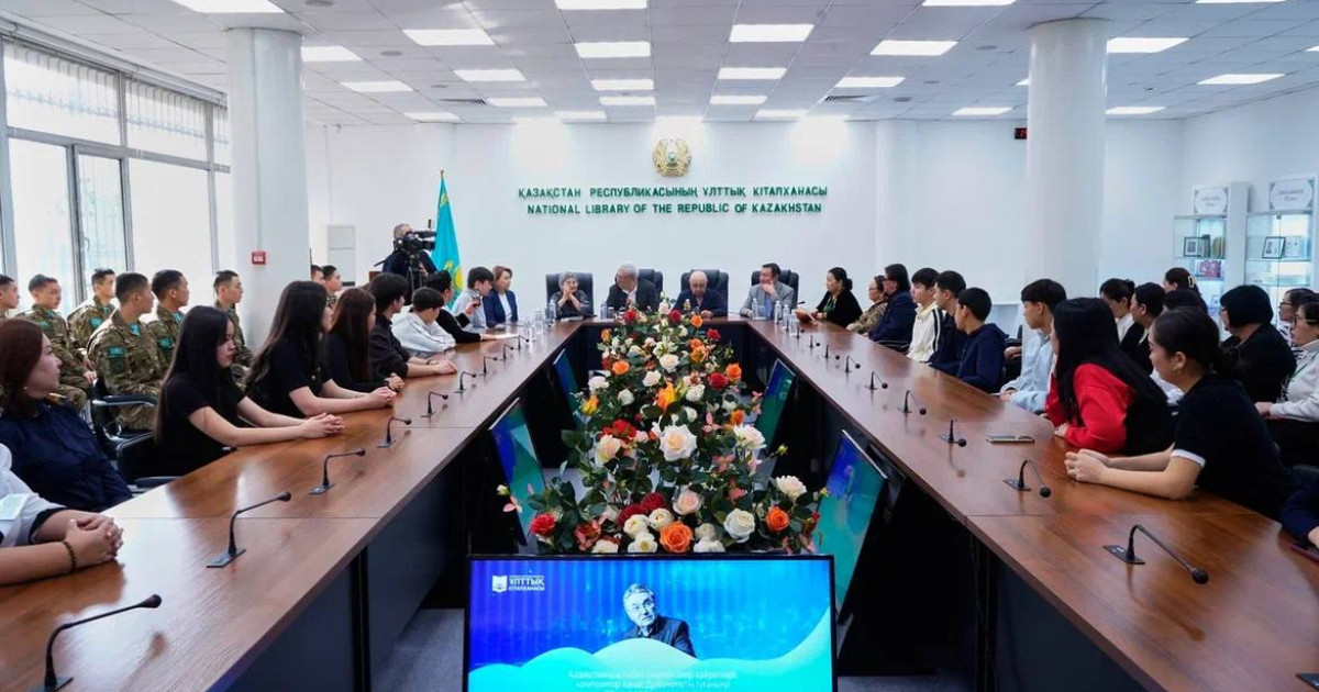 Кеңес Дүйсекеевтің 80 жылдығына арналған еске алу кеші өтті