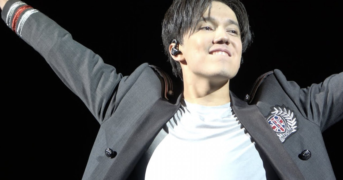 «Мәре-сәре болып тойлап отырмыз»: Димаш Құдайберген халыққа алғыс айтты (видео)