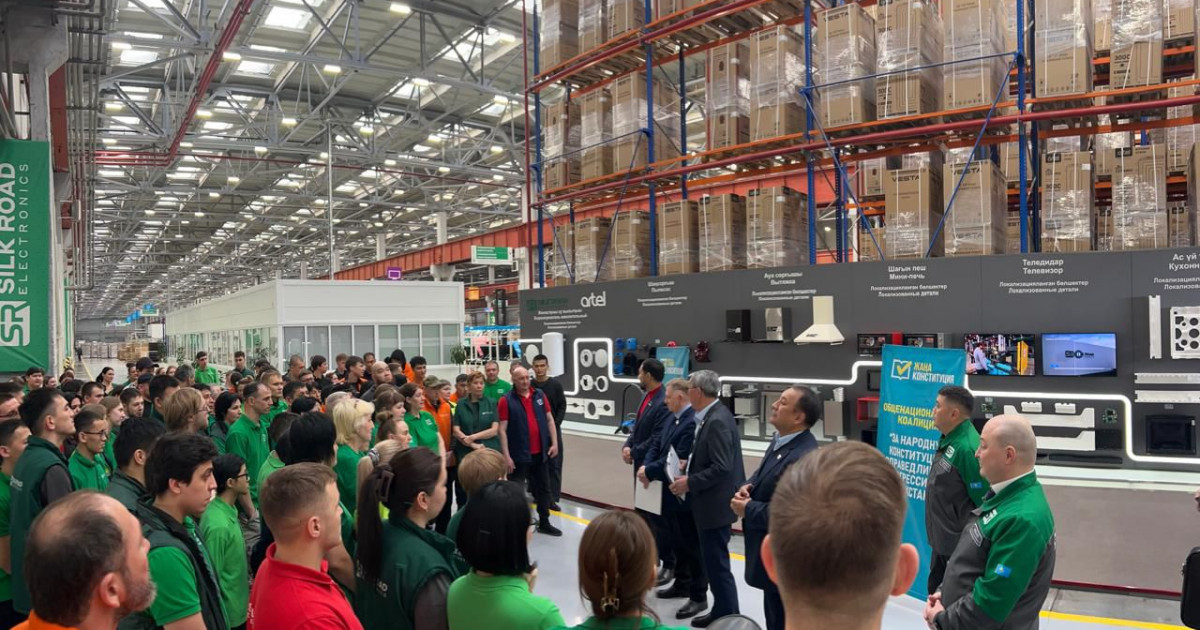 Шахтинск және Саран қалаларында жаңа Конституция жобасы түсіндірілді