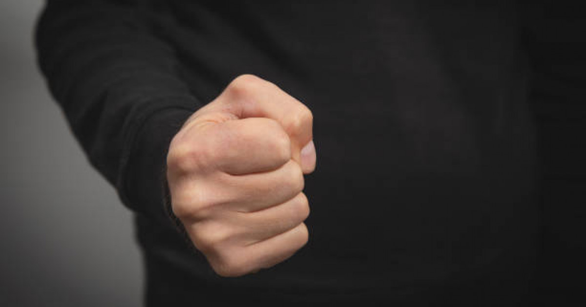 Түркістан облысында 20 жастағы жігітті 30-ға жуық адам аяусыз соққыға жықты