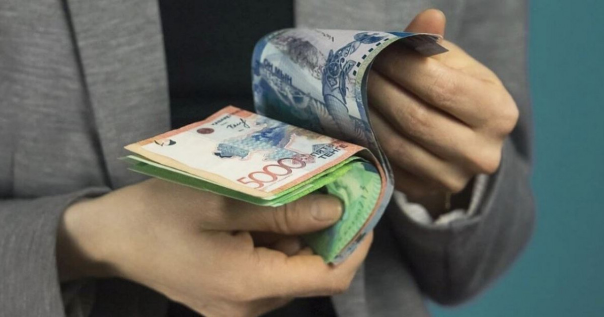 Жалақы «жай басып» келеді