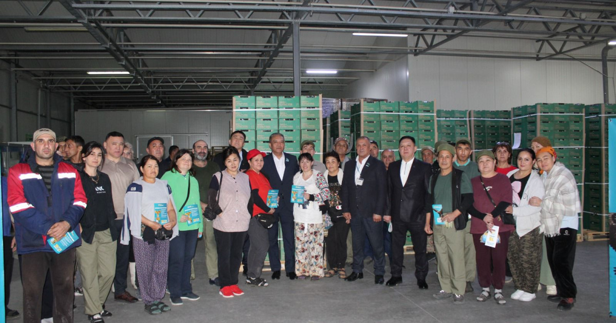 Алматы облысында коалиция мүшелері жұмысшылармен кездесті