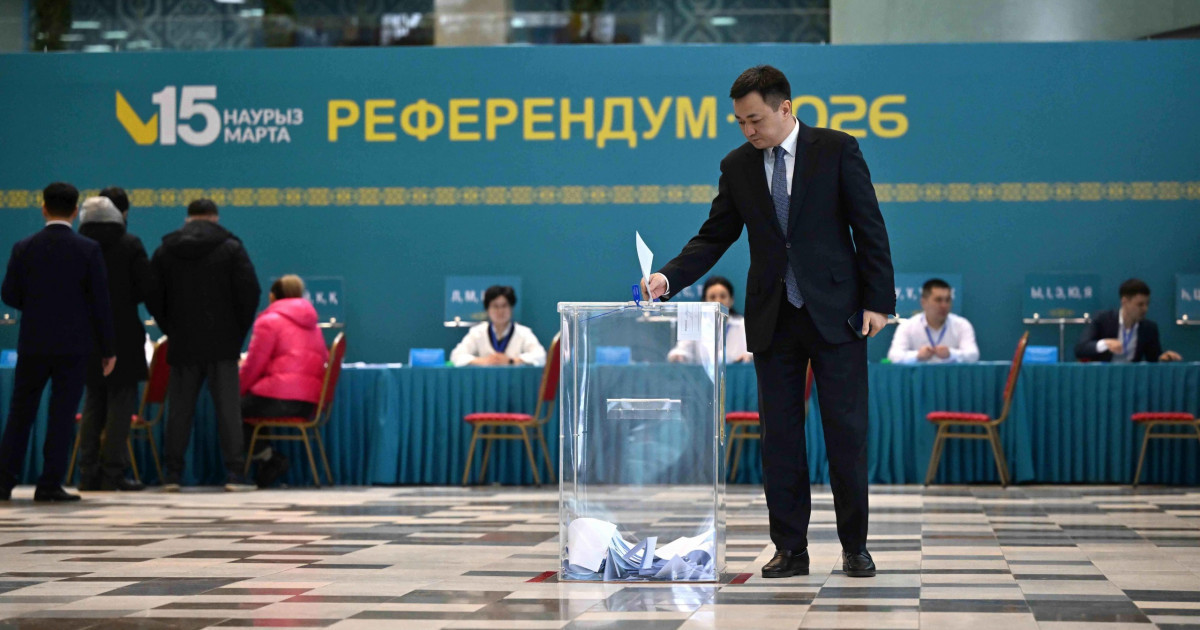Айбек Дәдебай жаңа Конституция жобасы бойынша референдумда дауыс берді