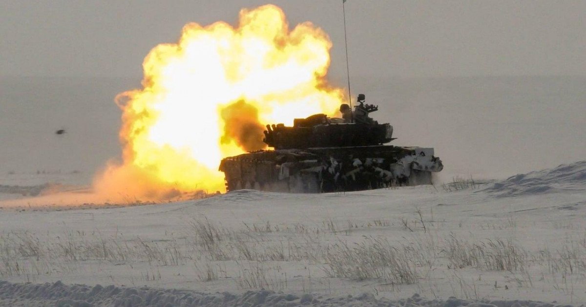 Гвардейск гарнизонында танкпен жаттығу өтті