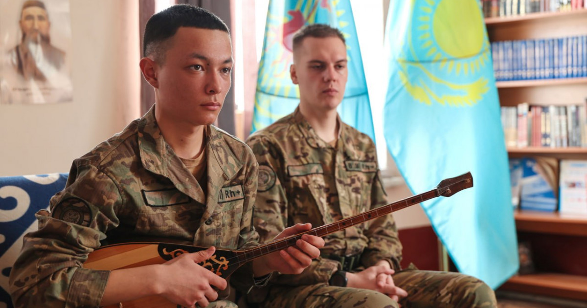 Наурызнама: Ұлттық ұлан сарбазы 100-ге жуық күйді жатқа біледі