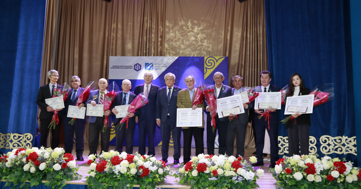 «Әулет» романы үшін 10 миллион теңге: «Еңбек адамы – 2025» байқауының жеңімпаздары анықталды