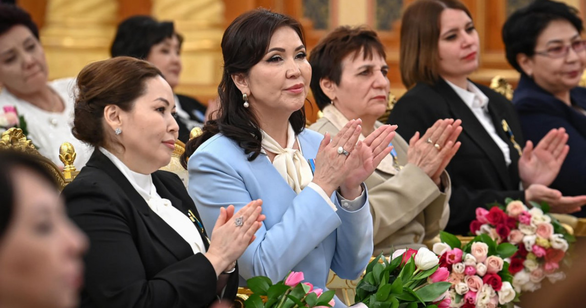 Жаңа Конституция жасанды интеллект және жаппай цифрландыру дәуірінде Қазақстанның тұрақты дамуына мызғымас негіз қалайды – Тоқаев