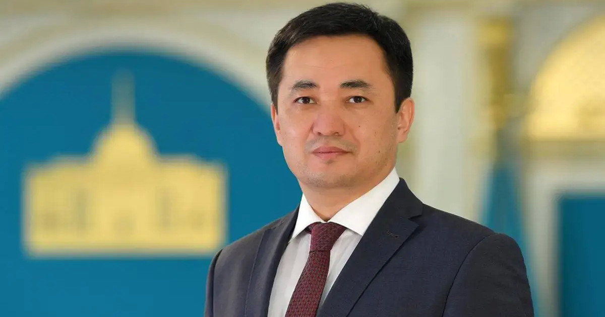 Қасым-Жомарт Тоқаев жаңа Конституцияның мәтінін жеке өзі қарады – Президент Әкімшілігінің басшысы