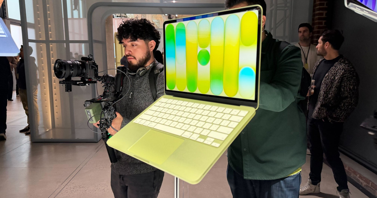 Жарқыраған MacBook Neo түрлі тосын сыйға толы, бағасы да келісті 600 доллар