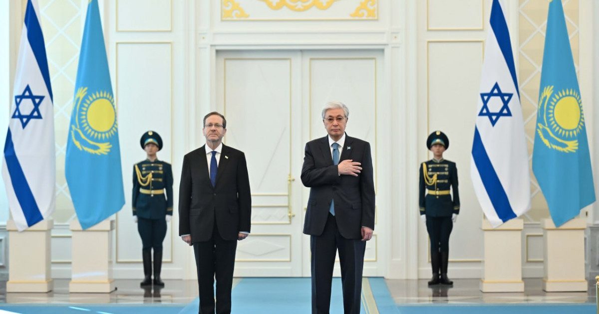 Ақордада Израиль президенті Ицхак Герцогты салтанатты қарсы алу рәсімі өтті