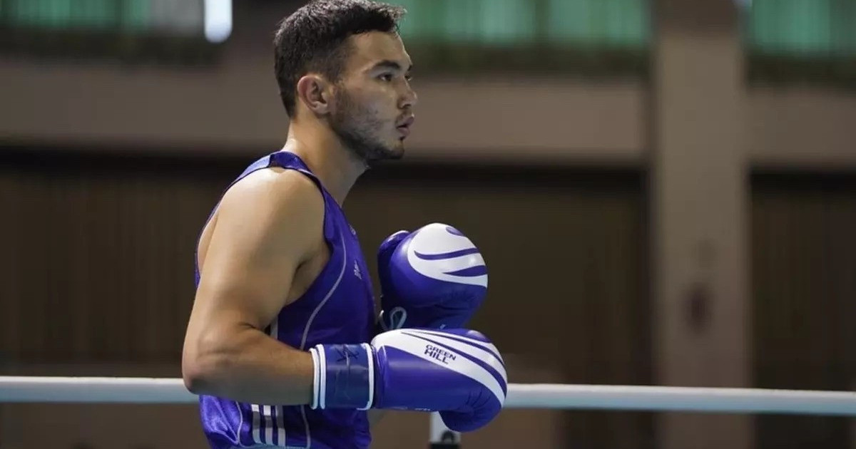 Боксшы Ерсалы Жақпеков өзбекстандық Әлем чемпионынан ұтылып қалды