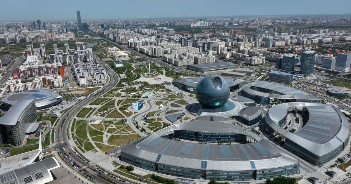 Цифрлық Қазақстан үшін кадр даярлау: жаңа жасанды интеллект университеті мен өзге бастамалар