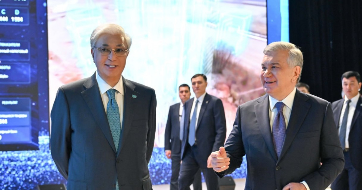 Қазақстан мен Өзбекстан президенттері жасанды интеллект хакатонына барды