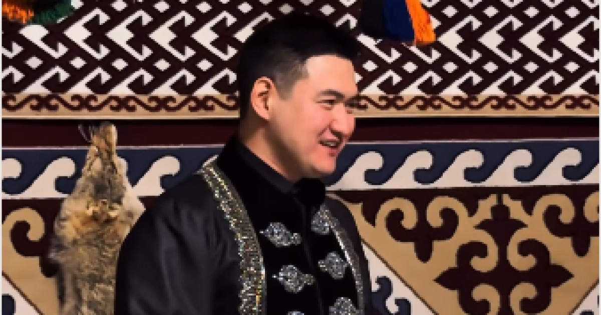 «Әкімшілікте мобилограф қалды ма?»: Төреғали Төреәлі әлеуметтік желідегі трендті жалғастырды