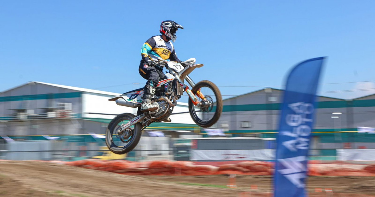 Мотокросс маусымы ашық: Қазақстан чемпионатының I кезеңі өтті