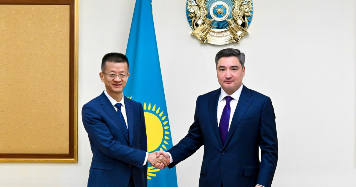 Олжас Бектенов Shenzhen Energy басшысымен экостандартты енгізу және қалдықтарды өңдеу жобасын талқылады