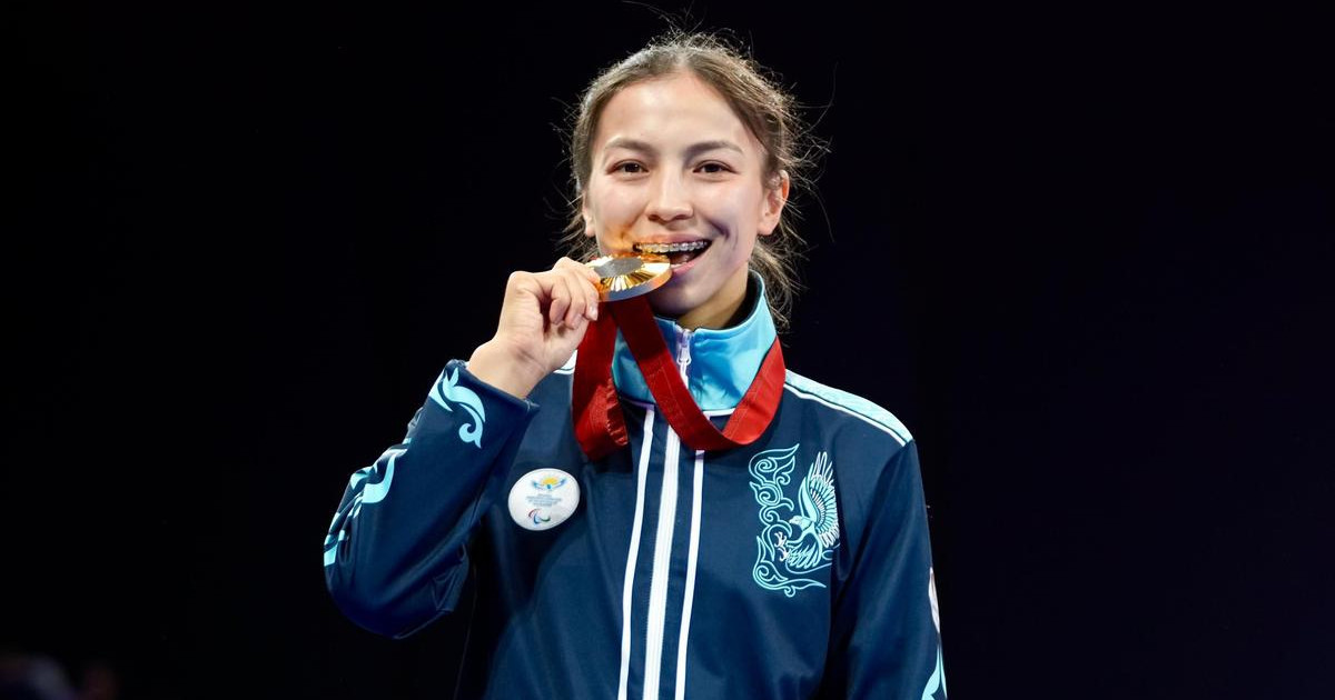 Паралимпиада чемпионы Ақмарал Науатбек ана атанды (видео)