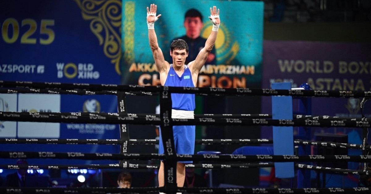 Сабыржан Аққалықов өзбек боксшысын айқын басымдықпен ұтып, Азия чемпионы атанды
