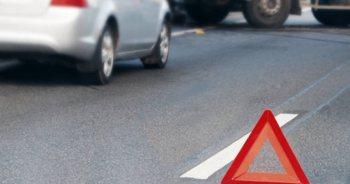 Шортандыдағы жол апаты: Chevrolet Cobalt аударылып, үш адам көз жұмды