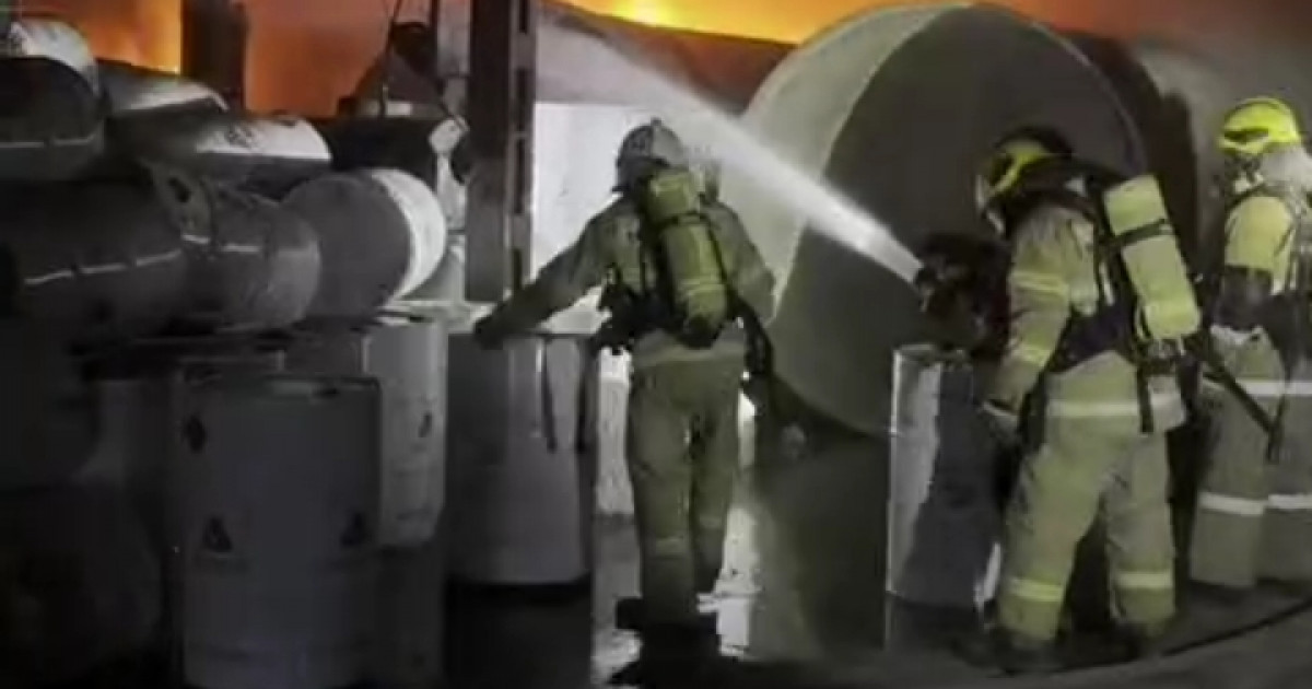 Талдықорғанда құбыр өндіретін зауыт өртенді