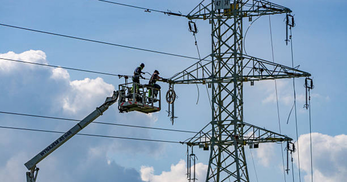 Ұлттық жоба аясында Қазақстанда электр желілеріндегі апаттылық 13 пайызға төмендеді