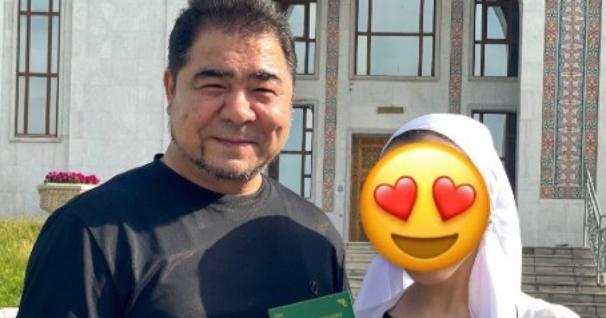 «Өзімнен 25 жас кіші»: танымал әзілкеш оқырманды ойландырып қойды