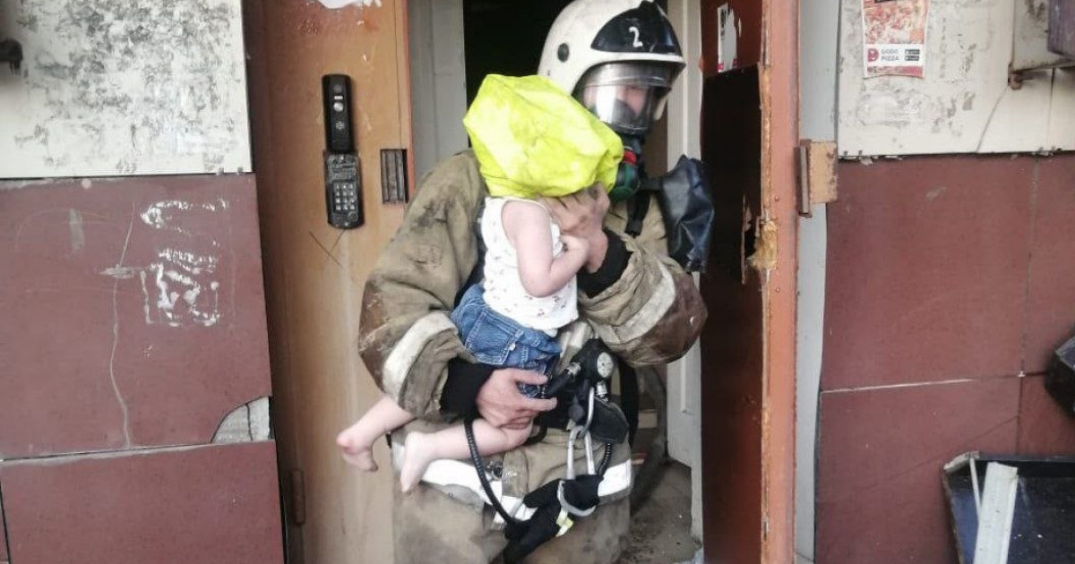 Рудныйда тұрғын үй өртеніп, 10 адам эвакуацияланды